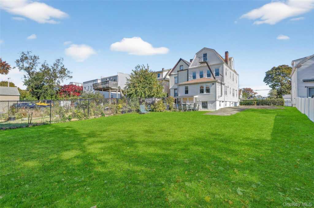 44 Madeleine Avenue, Unit #1, New Rochelle, NY 10801 - Photo 12 of 14