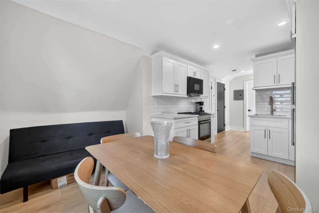 44 Madeleine Avenue, Unit #3, New Rochelle, NY 10801 - Photo 10 of 18