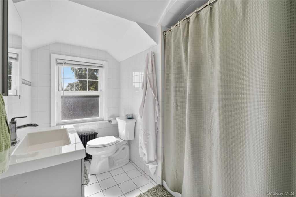 44 Madeleine Avenue, Unit #3, New Rochelle, NY 10801 - Photo 12 of 18