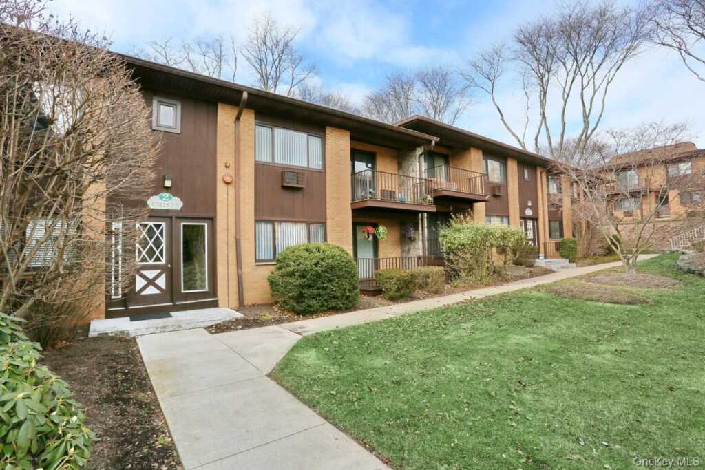 2 W Lawrence Park Drive, Unit #8, Piermont, NY 10968 - Photo 12 of 25