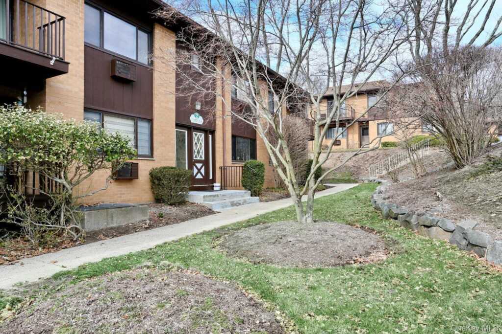 2 W Lawrence Park Drive, Unit #8, Piermont, NY 10968 - Photo 13 of 25