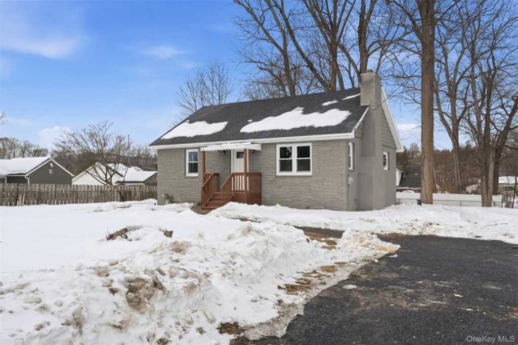 21 Janet Place, Stony Point, NY 10980 - Photo 2 of 47