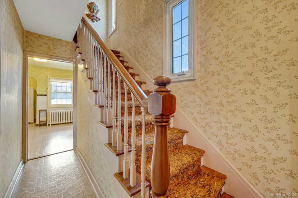 514 N Wagner Avenue, Rye, NY 10543 - Photo 4 of 20