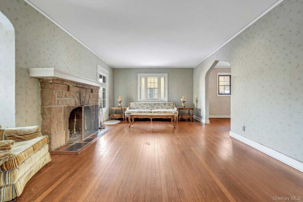 514 N Wagner Avenue, Rye, NY 10543 - Photo 6 of 20