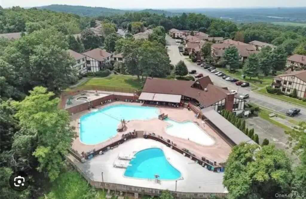 478 Sierra Vista Lane, Valley Cottage, NY 10989 - Photo 18 of 32