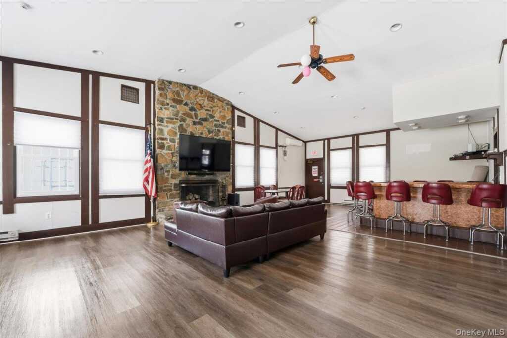 478 Sierra Vista Lane, Valley Cottage, NY 10989 - Photo 23 of 32