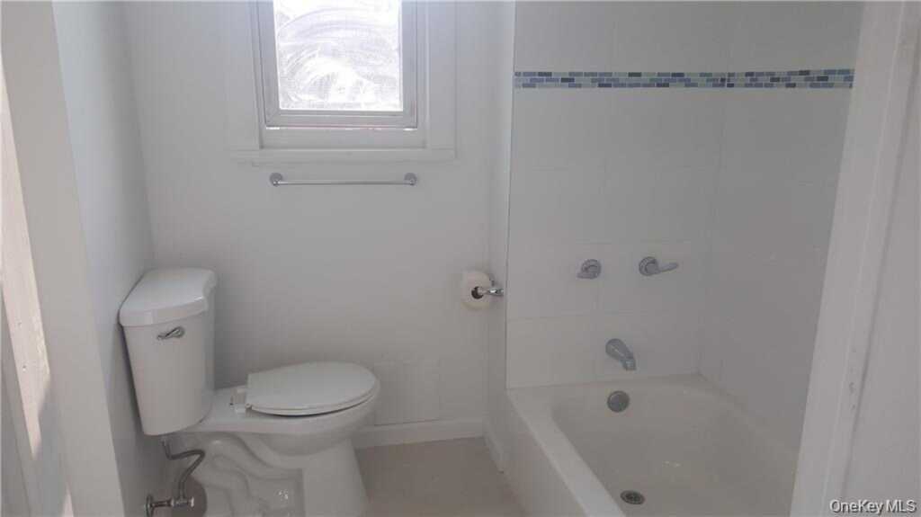 14 Horton Avenue, New Rochelle, NY 10801 - Photo 8 of 30