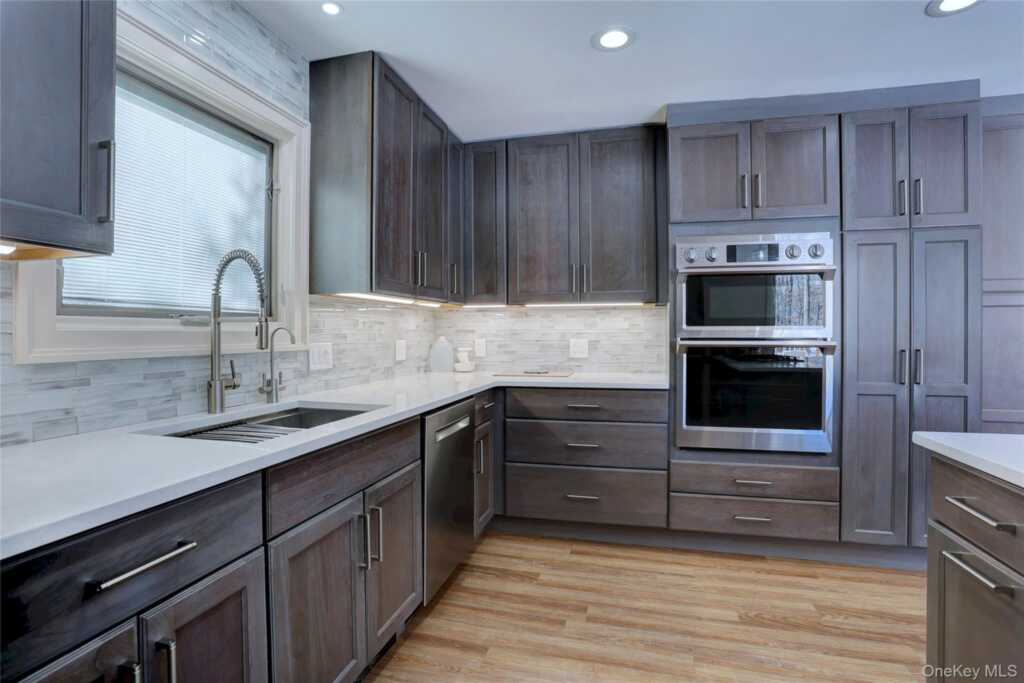 15 Windgate Drive, New City, NY 10956 - Photo 10 of 36