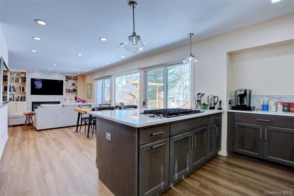 15 Windgate Drive, New City, NY 10956 - Photo 11 of 36