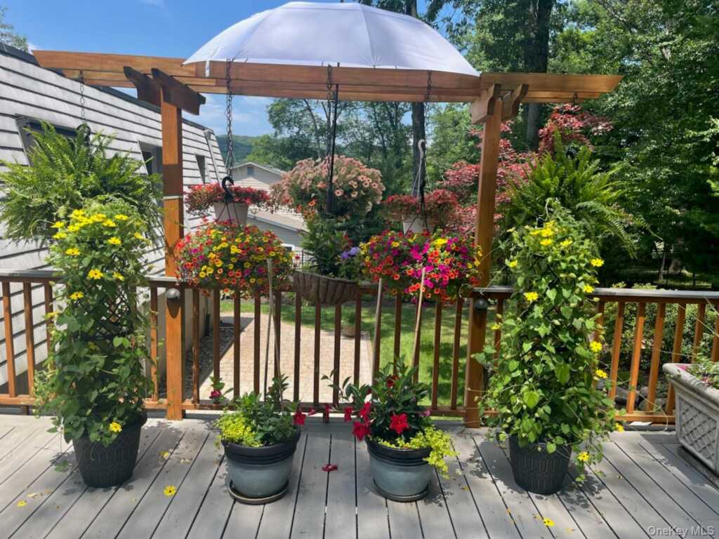 15 Windgate Drive, New City, NY 10956 - Photo 34 of 36