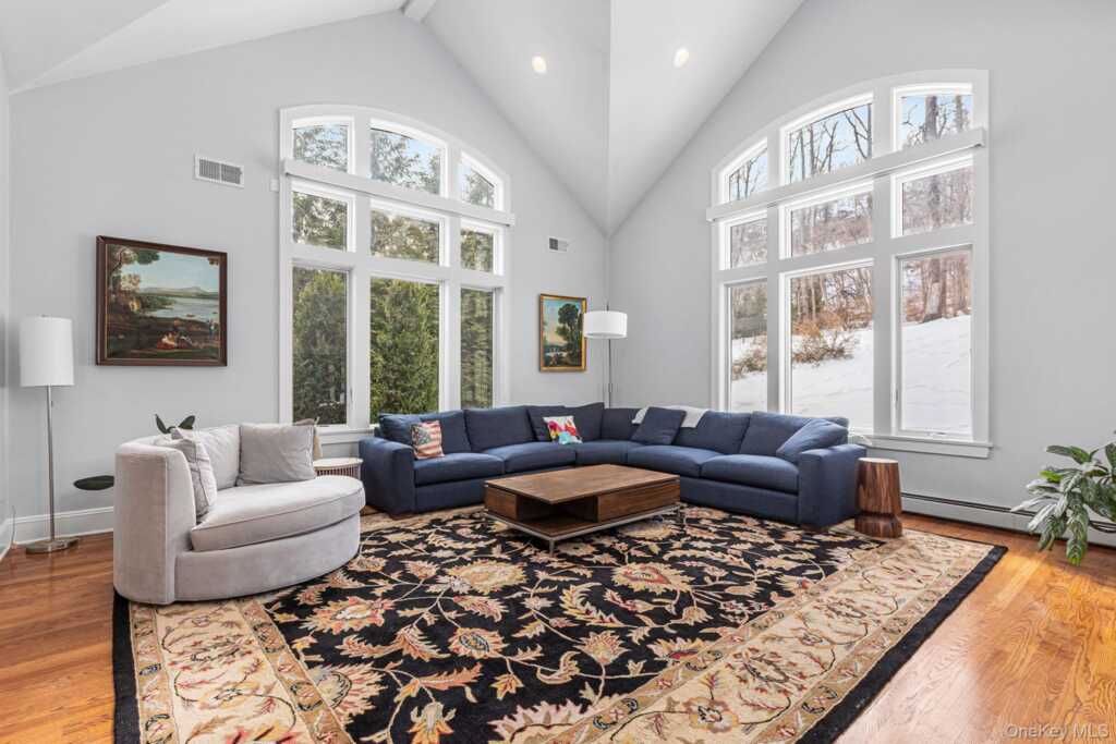 608 Palmer Drive, Nyack, NY 10960 - Photo 10 of 37