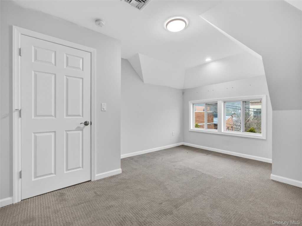 79 Lafayette Avenue, Suffern, NY 10901 - Photo 17 of 22