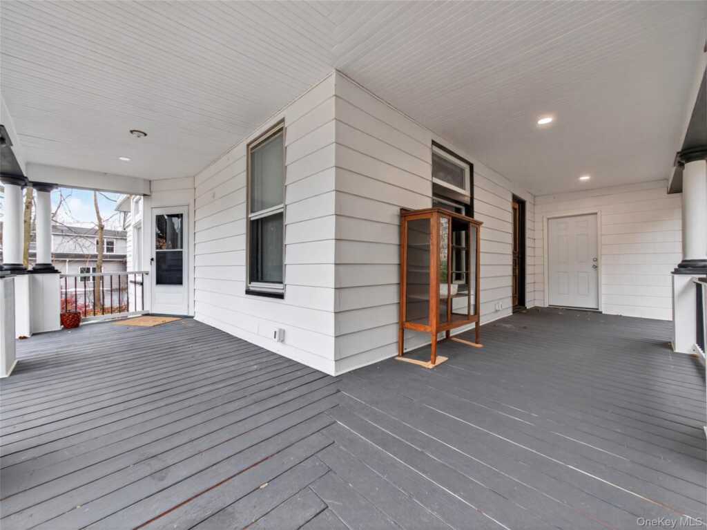 79 Lafayette Avenue, Suffern, NY 10901 - Photo 2 of 22