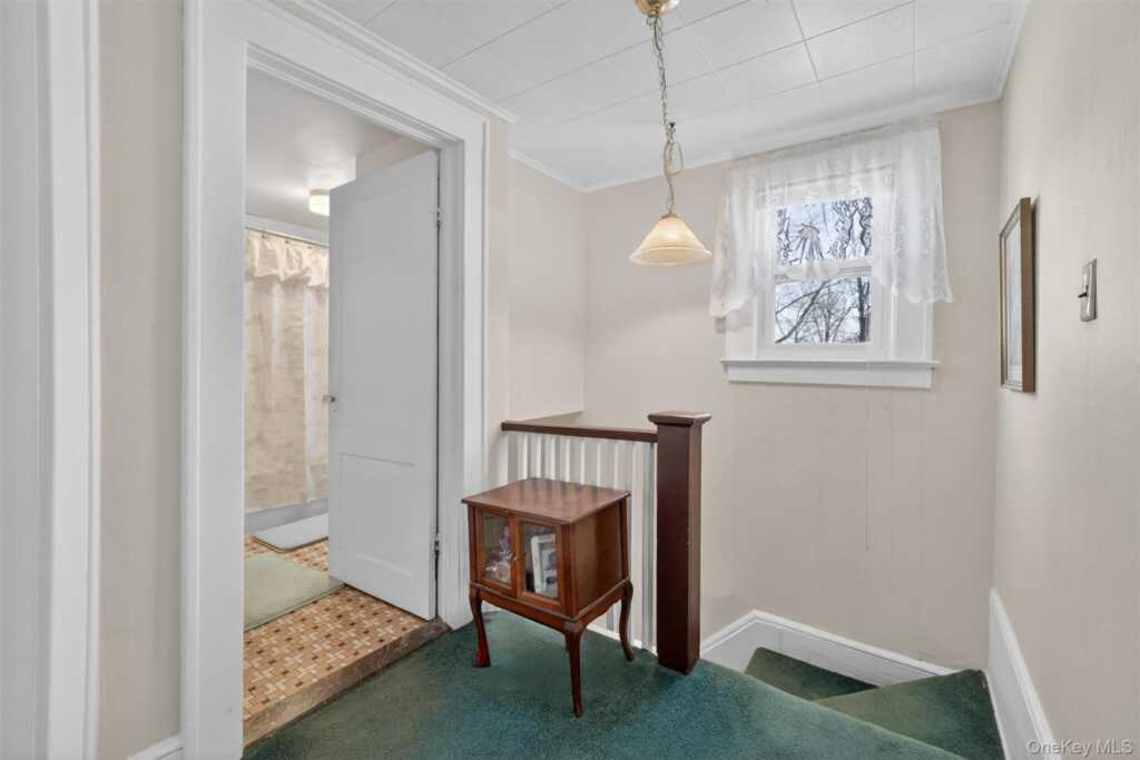 56 Lincoln Avenue, Pearl River, NY 10965 - Photo 13 of 22