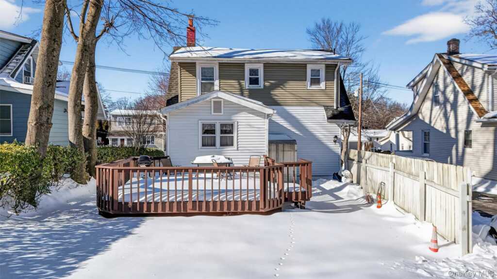 56 Lincoln Avenue, Pearl River, NY 10965 - Photo 20 of 22