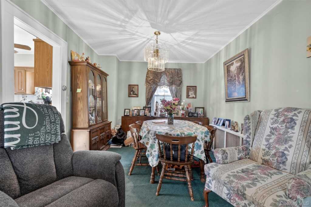 56 Lincoln Avenue, Pearl River, NY 10965 - Photo 6 of 22