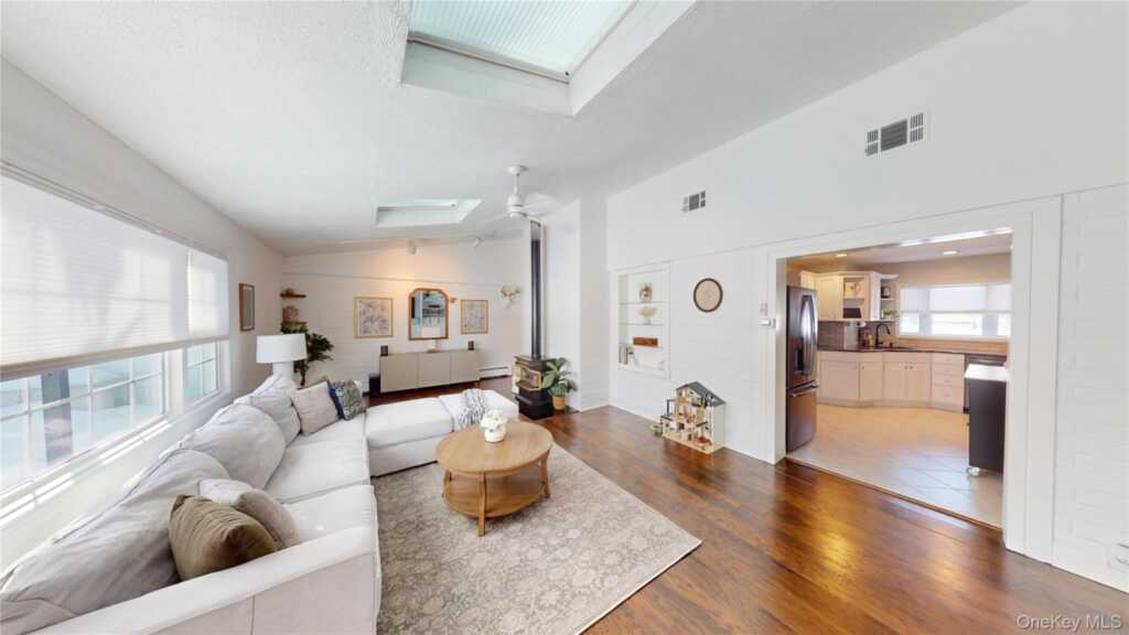 501 Spook Hollow Road, Nyack, NY 10960 - Photo 10 of 22