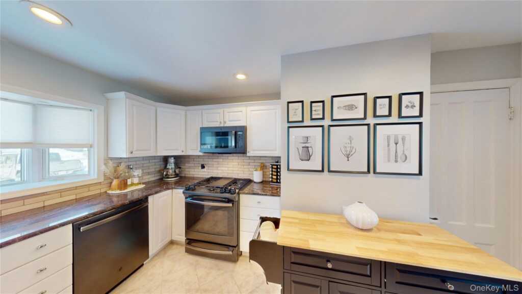 501 Spook Hollow Road, Nyack, NY 10960 - Photo 11 of 22