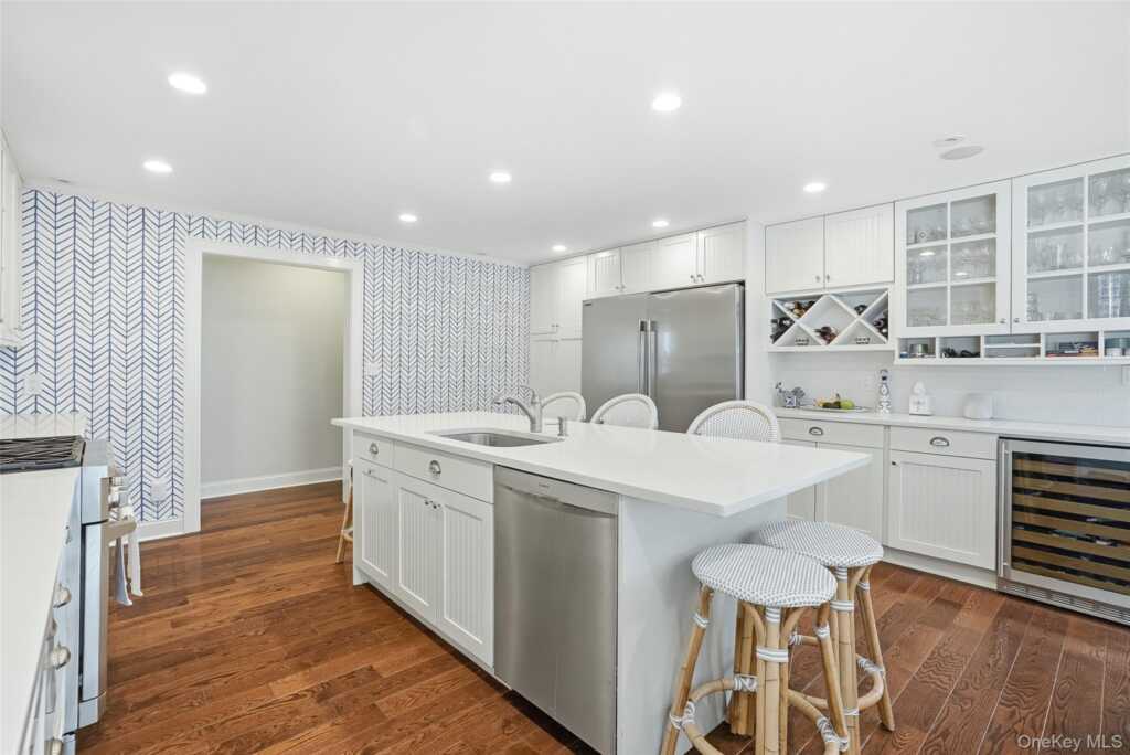 6 Pine Lane, Rye, NY 10580 - Photo 11 of 33