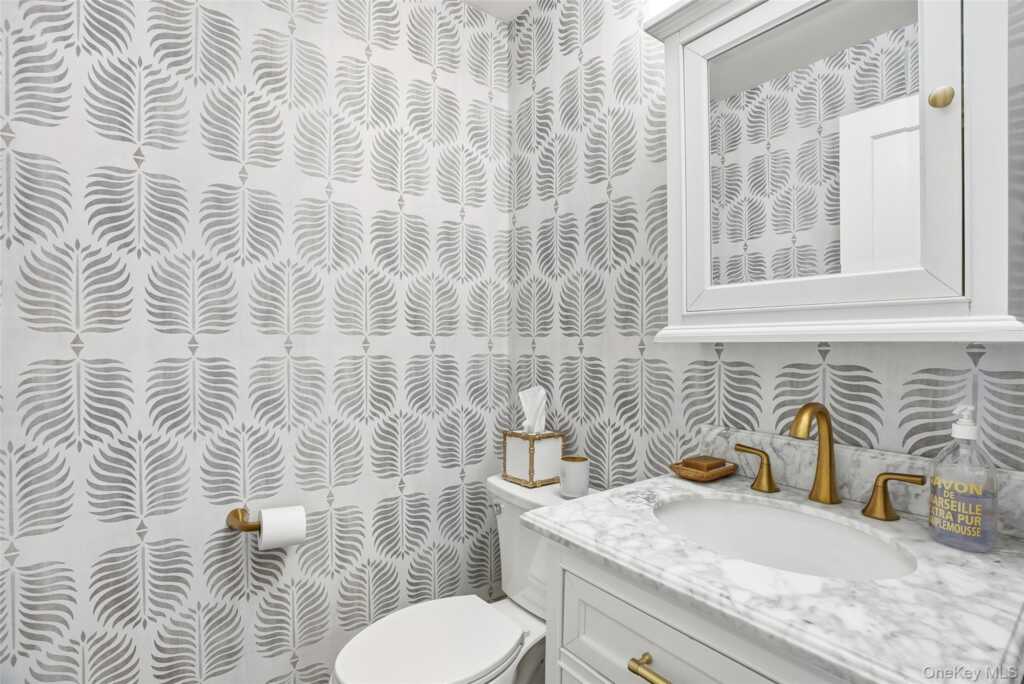 6 Pine Lane, Rye, NY 10580 - Photo 17 of 33