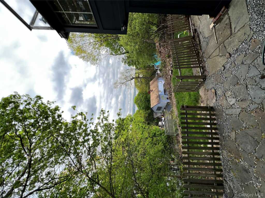 16A Shadyside Avenue, Unit #A, Nyack, NY 10960