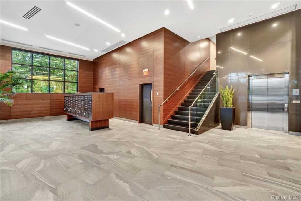 92 Blauvelt Way - The Sheldon, Unit #502, Suffern, NY 10901 - Photo 2 of 36