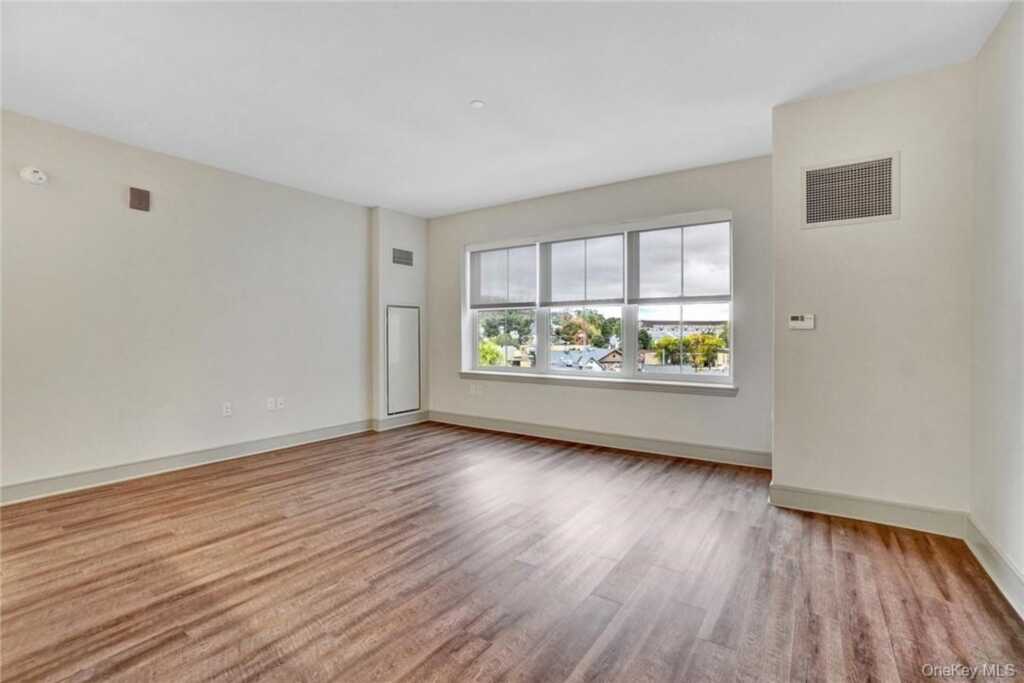 92 Blauvelt Way - The Sheldon, Unit #502, Suffern, NY 10901 - Photo 33 of 36