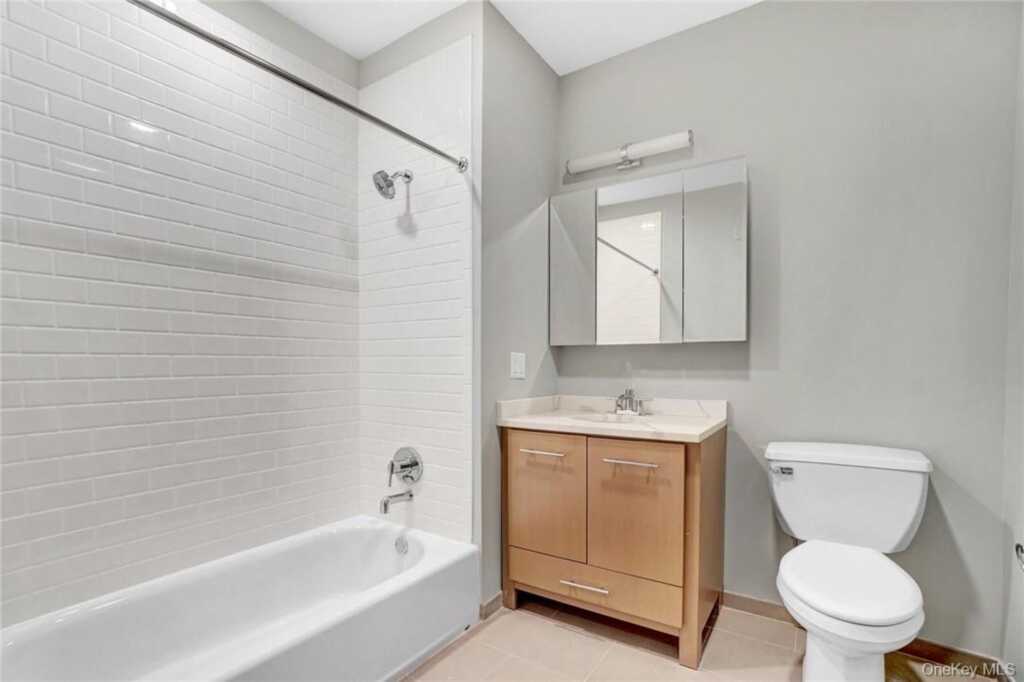 92 Blauvelt Way - The Sheldon, Unit #502, Suffern, NY 10901 - Photo 35 of 36