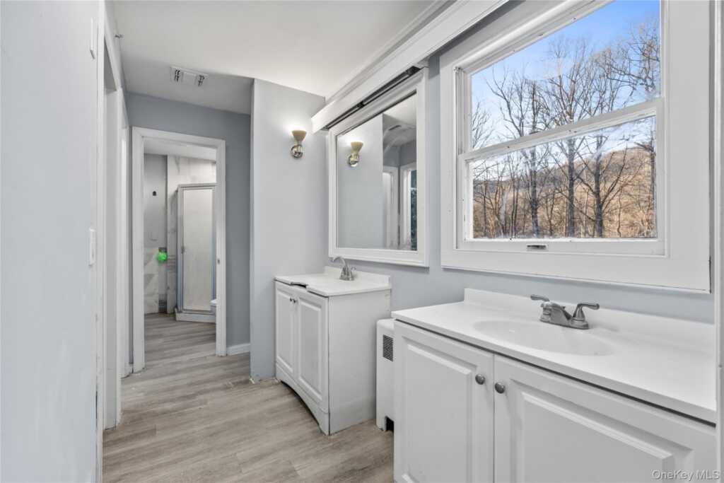 996 Haverstraw Road, Suffern, NY 10901 - Photo 27 of 50