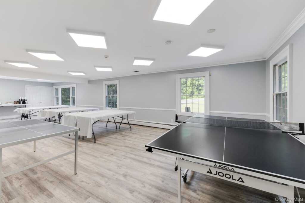 996 Haverstraw Road, Suffern, NY 10901 - Photo 8 of 50