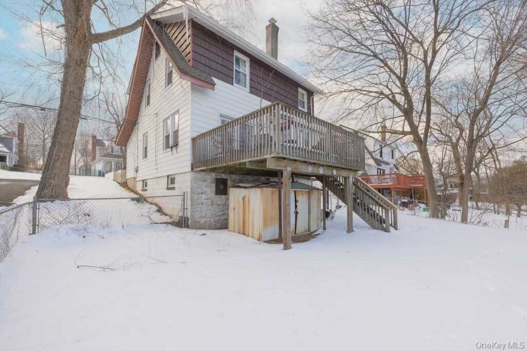 34 Mountainview Avenue, Pearl River, NY 10965 - Photo 5 of 31