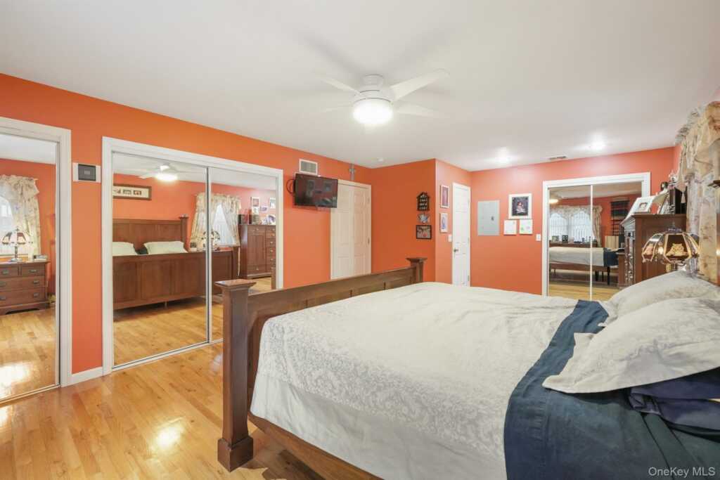 131 W Washington Avenue, Pearl River, NY 10965 - Photo 19 of 50