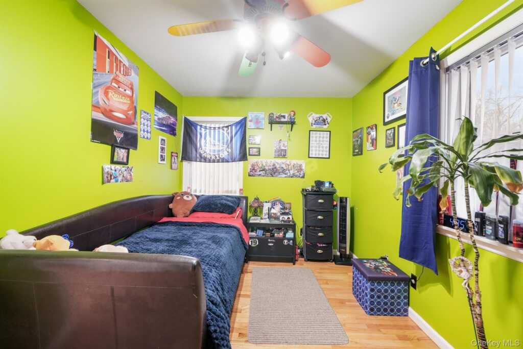 131 W Washington Avenue, Pearl River, NY 10965 - Photo 26 of 50