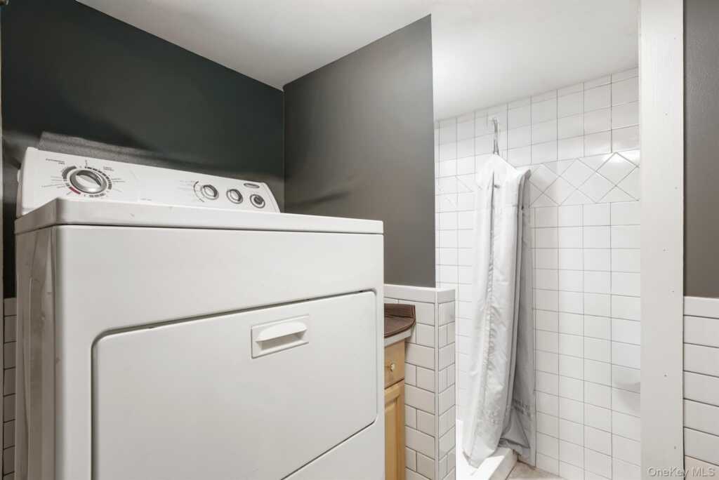 131 W Washington Avenue, Pearl River, NY 10965 - Photo 33 of 50