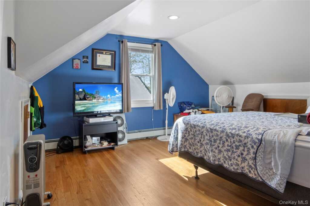 21 Highview Avenue, Rye, NY 10573 - Photo 11 of 22