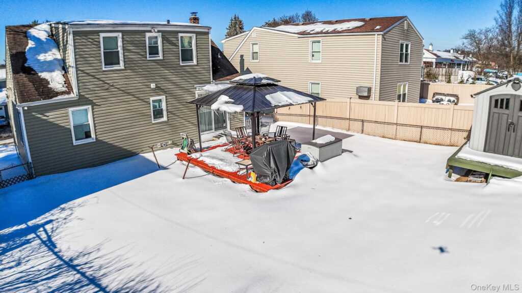 21 Highview Avenue, Rye, NY 10573 - Photo 14 of 22