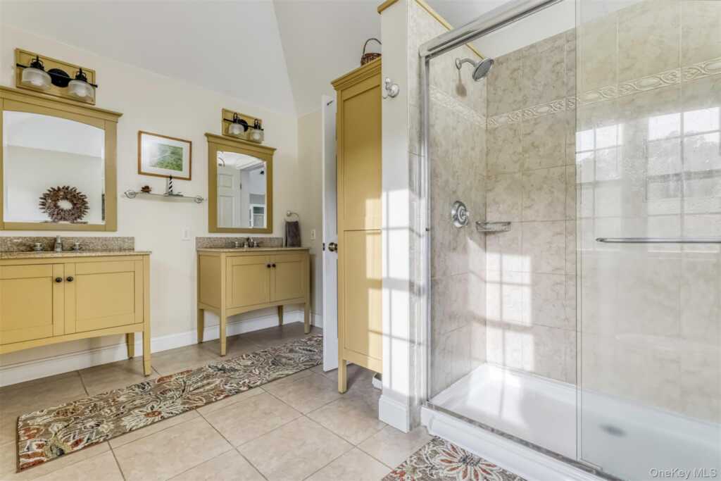 12 Canterbury Lane, Suffern, NY 10901 - Photo 15 of 33