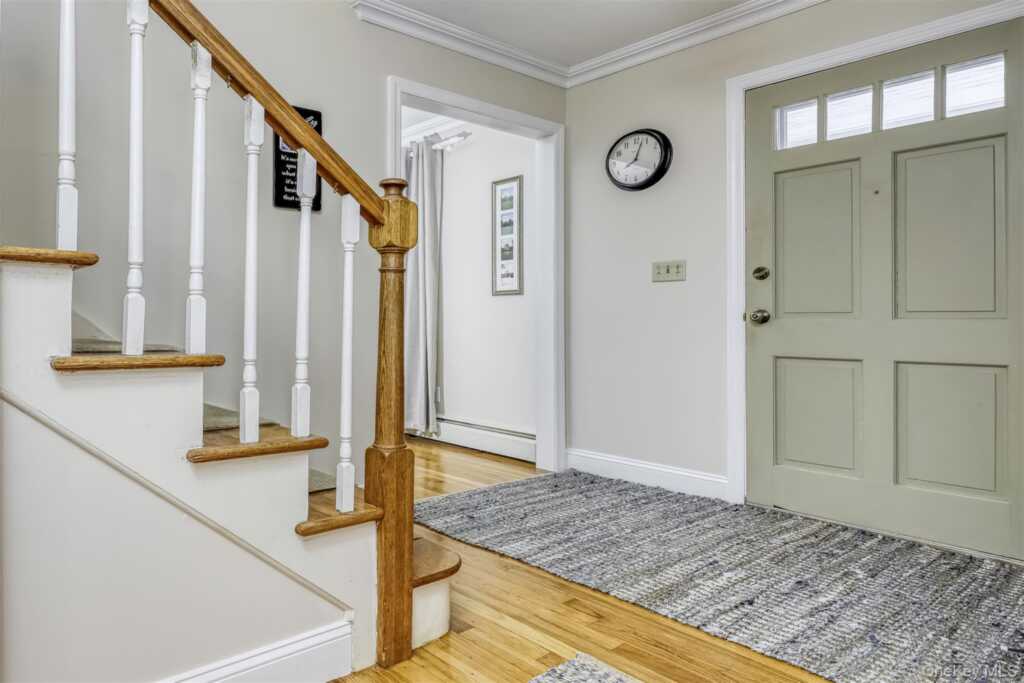 12 Canterbury Lane, Suffern, NY 10901 - Photo 6 of 33