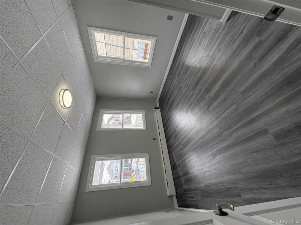 142 Smith st., Unit #1, Rye, NY 10573 - Photo 3 of 9