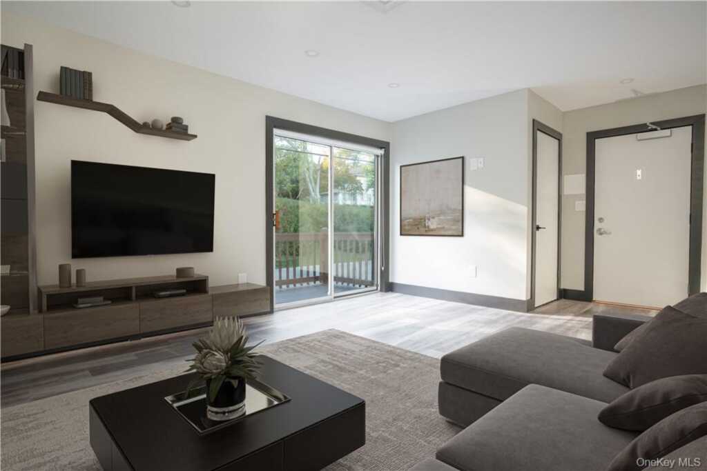 8-12 S Boulevard, Unit #10-201, Nyack, NY 10960 - Photo 5 of 36