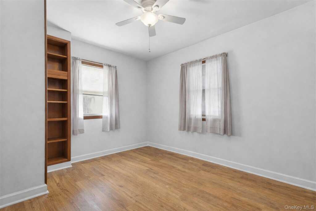 57 Park Avenue, Suffern, NY 10901 - Photo 20 of 26