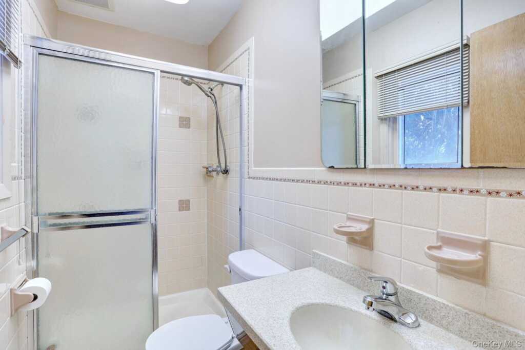 5 Steinway Court, Suffern, NY 10901 - Photo 30 of 49