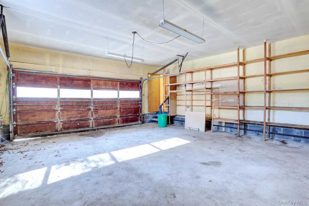 5 Steinway Court, Suffern, NY 10901 - Photo 36 of 49