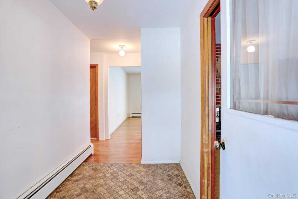 5 Steinway Court, Suffern, NY 10901 - Photo 4 of 49