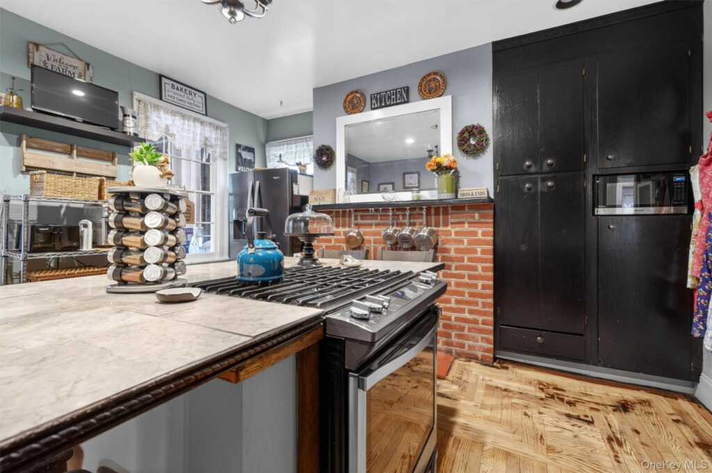 161 Washburns Lane, Stony Point, NY 10980 - Photo 11 of 33