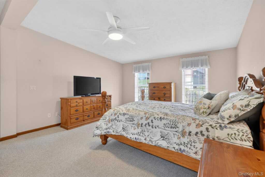 31 Thamsen Drive, Stony Point, NY 10980 - Photo 20 of 36