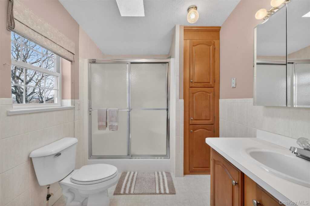 31 Thamsen Drive, Stony Point, NY 10980 - Photo 24 of 36