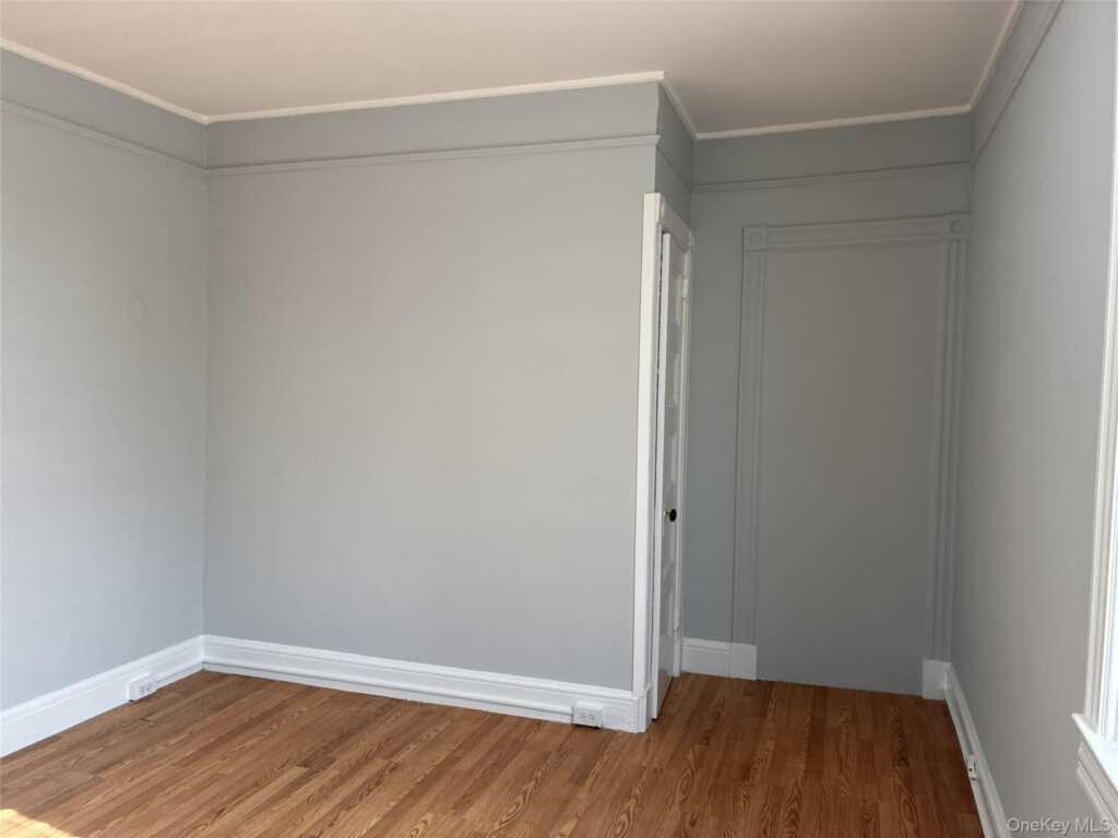 178 N Broadway, Unit #Room #3, Nyack, NY 10960 - Photo 3 of 16