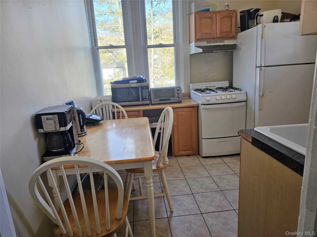 178 N Broadway, Unit #Room #3, Nyack, NY 10960 - Photo 7 of 16