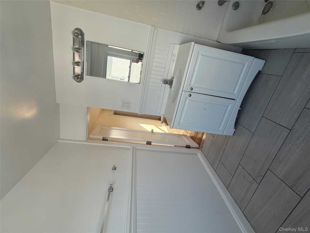 22 Regent Street, Rye, NY 10573 - Photo 5 of 12